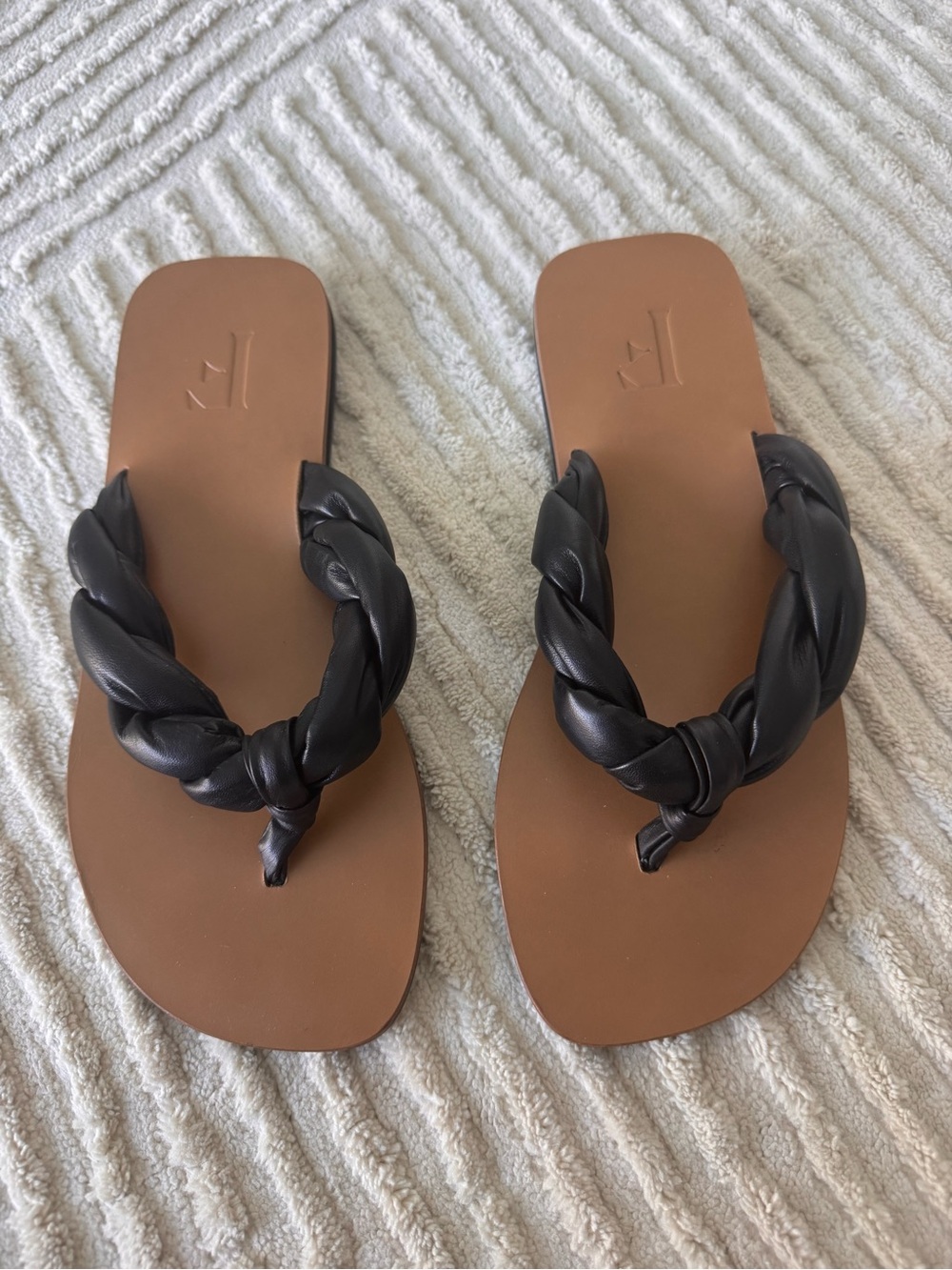 Braided Black Strap Brown Footbed Women’s Slide Sandals ( size 39)